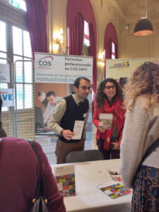 Stand COS conférence réhabilitation psychosociale
